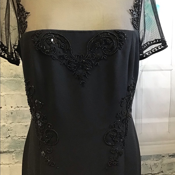 Maggie London Dress size 8P - Picture 4 of 11